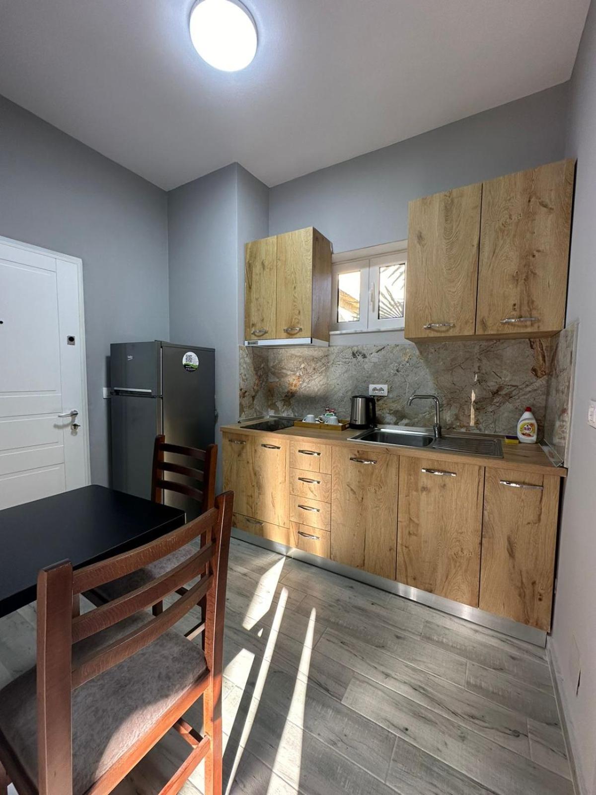 Xhiro N'Shkoder Apartments Extérieur photo